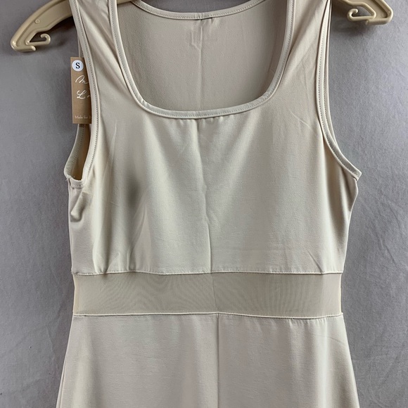 Beige Bodycon Mesh Split Back Dress - Picture 7 of 7